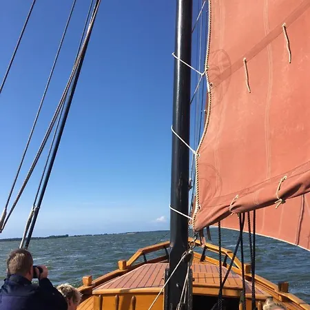 Zum Froschkoenig * ארנסהופ